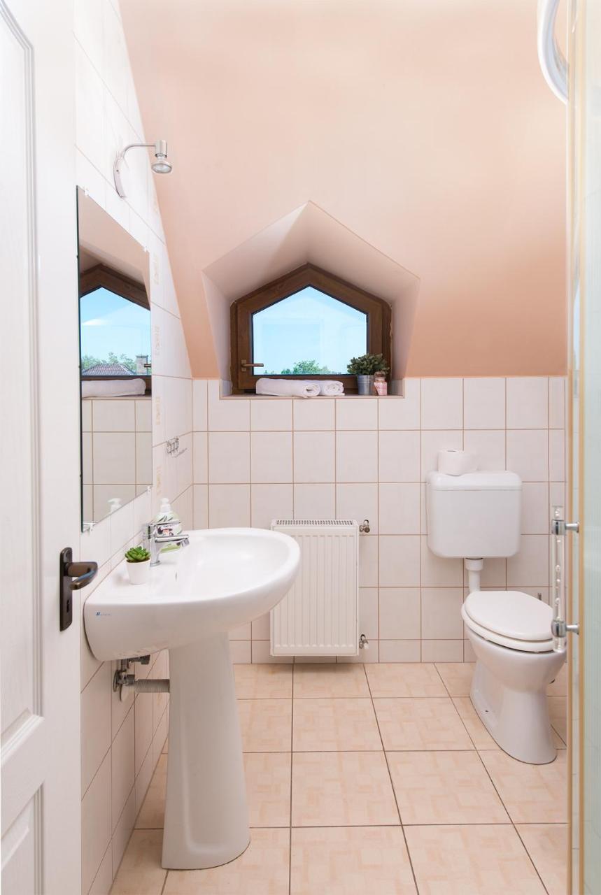Aranylo Apartmanhaz Hajdúszoboszló Zewnętrze zdjęcie
